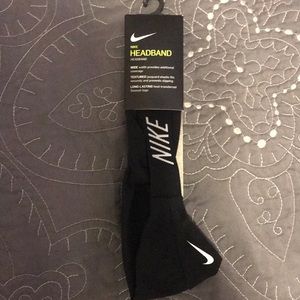 Nike headband